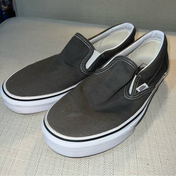 Vans Men/Women’s Solid Gray Canvas Slip On Shoes Loafers Men 8, Women 9.5 - Picture 2 of 11